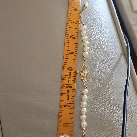 Vivienne Westwood Elegant Gold and Pearl Bracelet - NWOT with Dust Bag - Picture 8 of 8
